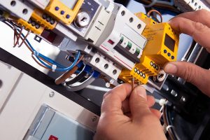 montaż instalacji elektrycznej